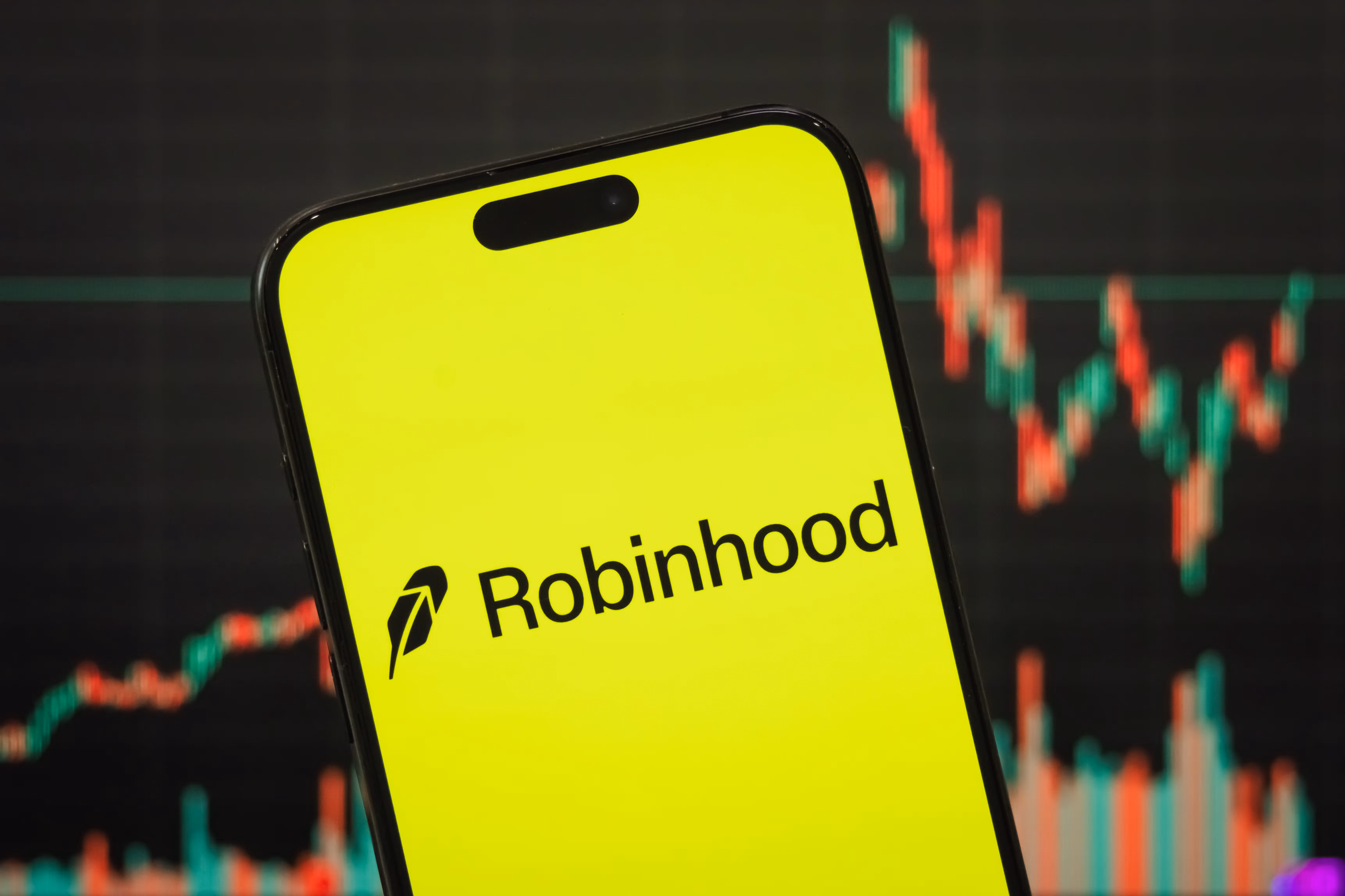 Robinhood (HOOD) Enters Betting Arena With NFL, College Football Prediction Markets